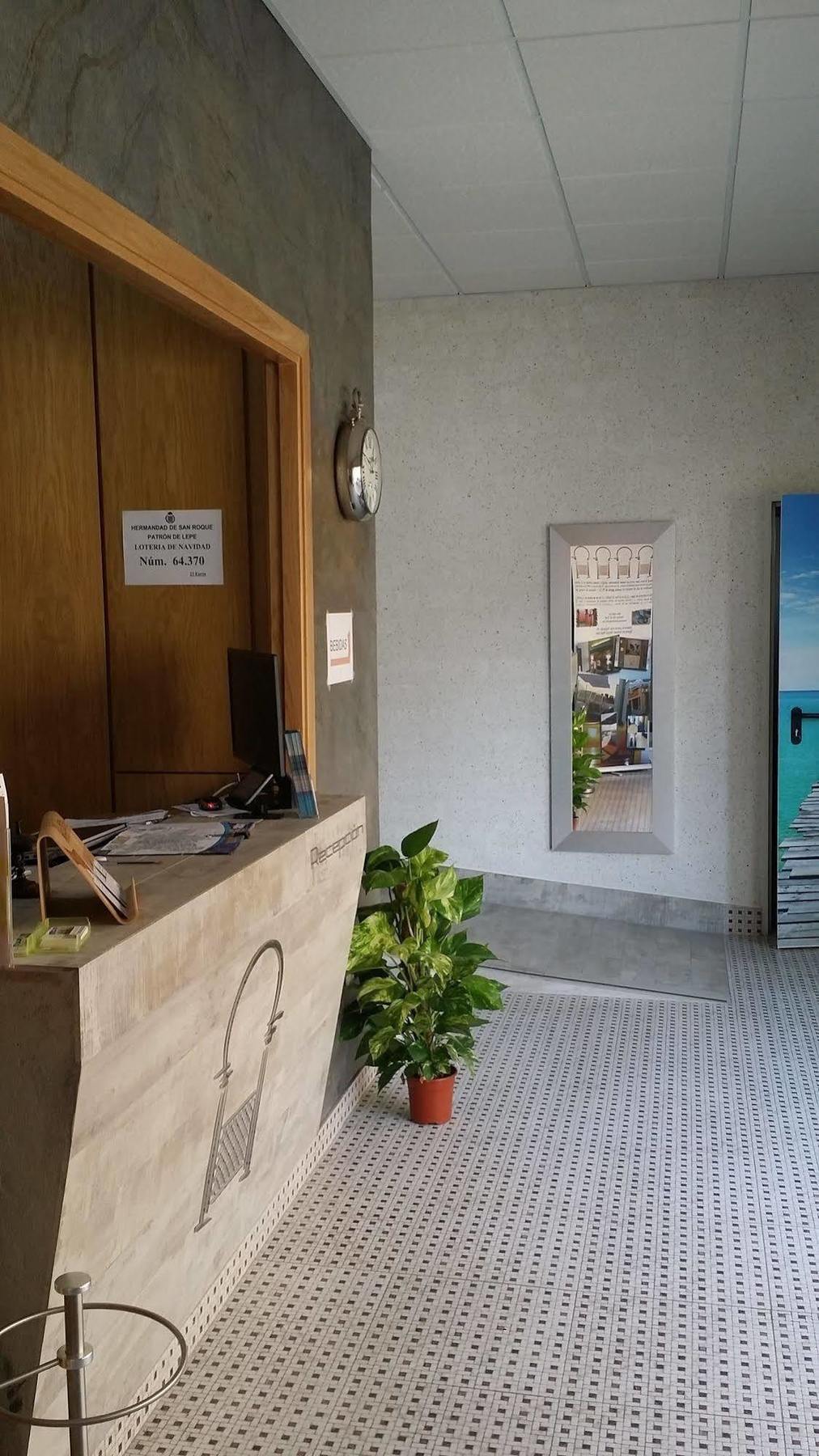 Boutique El Patio * Lepe